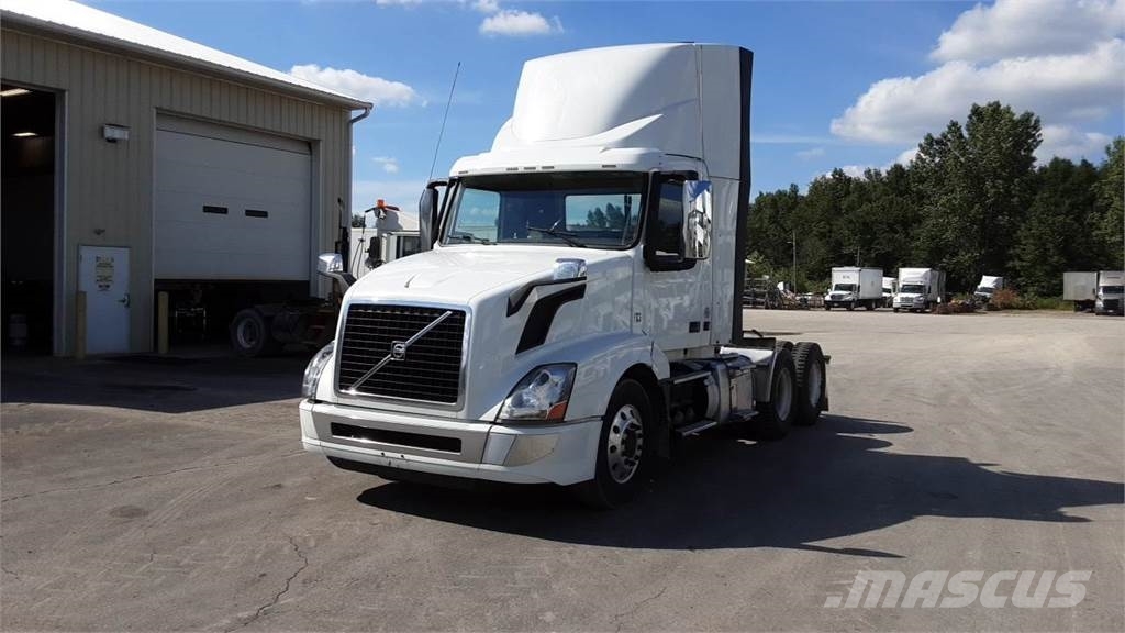 Volvo VNL300 Ciągniki siodłowe