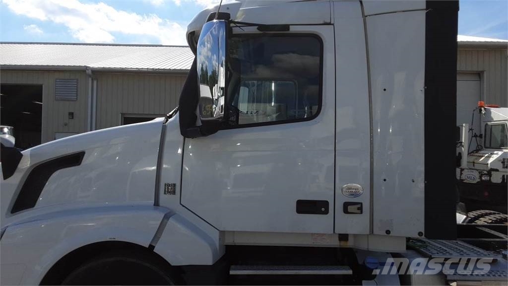 Volvo VNL300 Ciągniki siodłowe