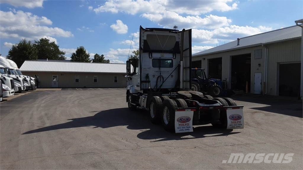 Volvo VNL300 Ciągniki siodłowe