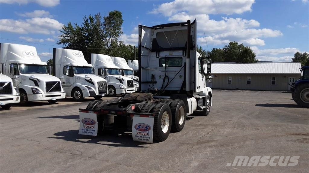 Volvo VNL300 Ciągniki siodłowe
