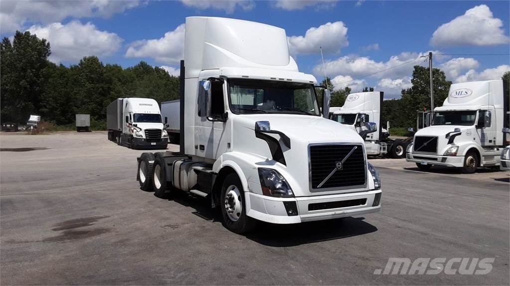 Volvo VNL300 Ciągniki siodłowe
