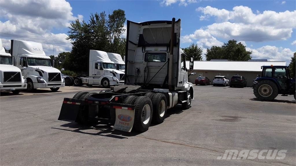 Volvo VNL300 Ciągniki siodłowe