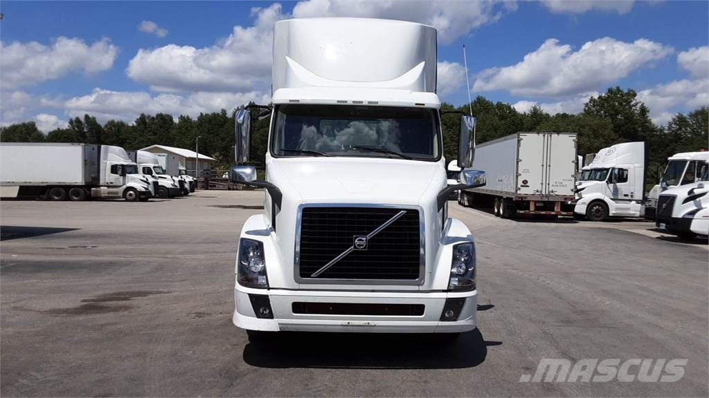 Volvo VNL300 Ciągniki siodłowe