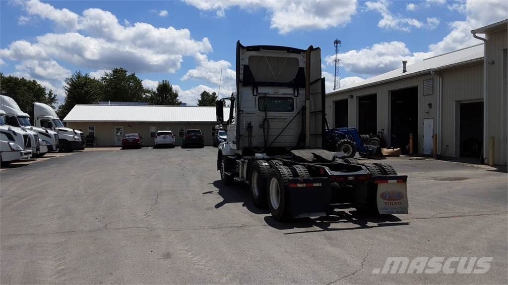 Volvo VNL300 Ciągniki siodłowe