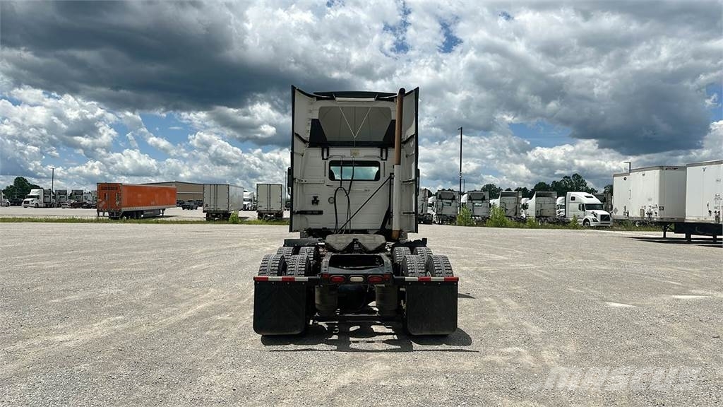 Volvo VNL300 Ciągniki siodłowe