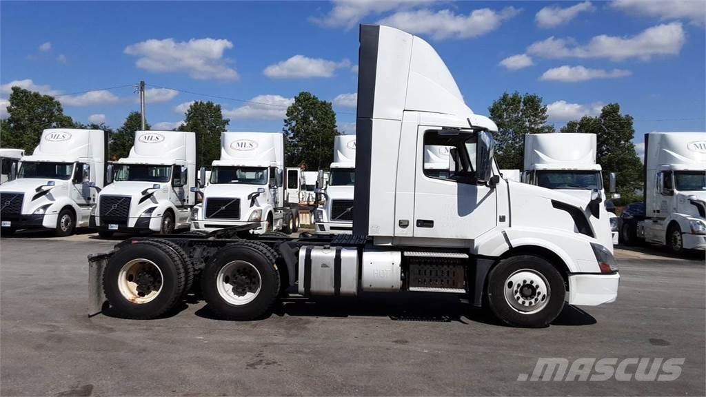 Volvo VNL300 Ciągniki siodłowe