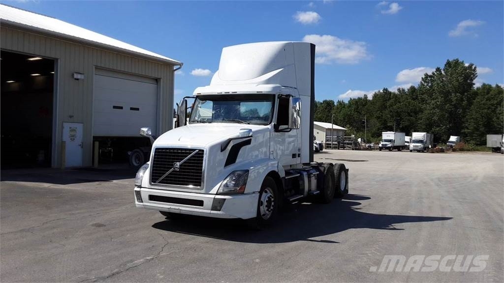 Volvo VNL300 Ciągniki siodłowe