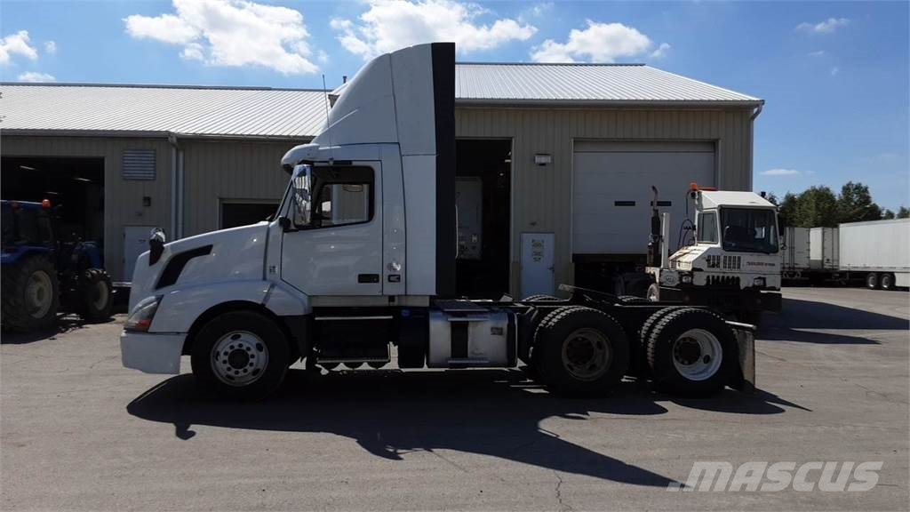 Volvo VNL300 Ciągniki siodłowe