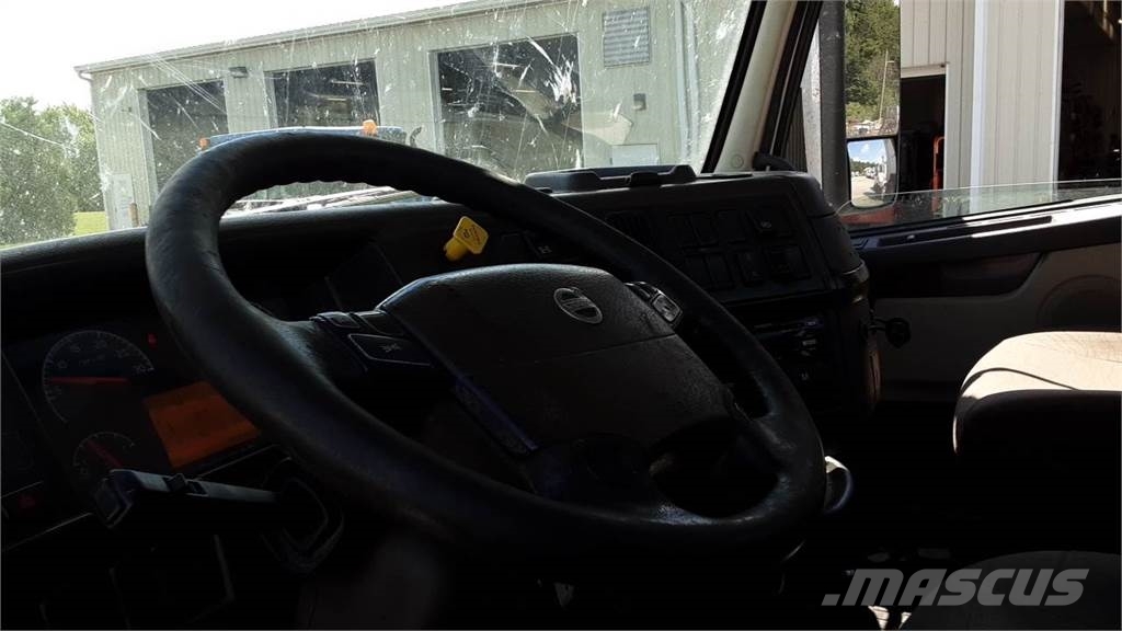 Volvo VNL300 Ciągniki siodłowe
