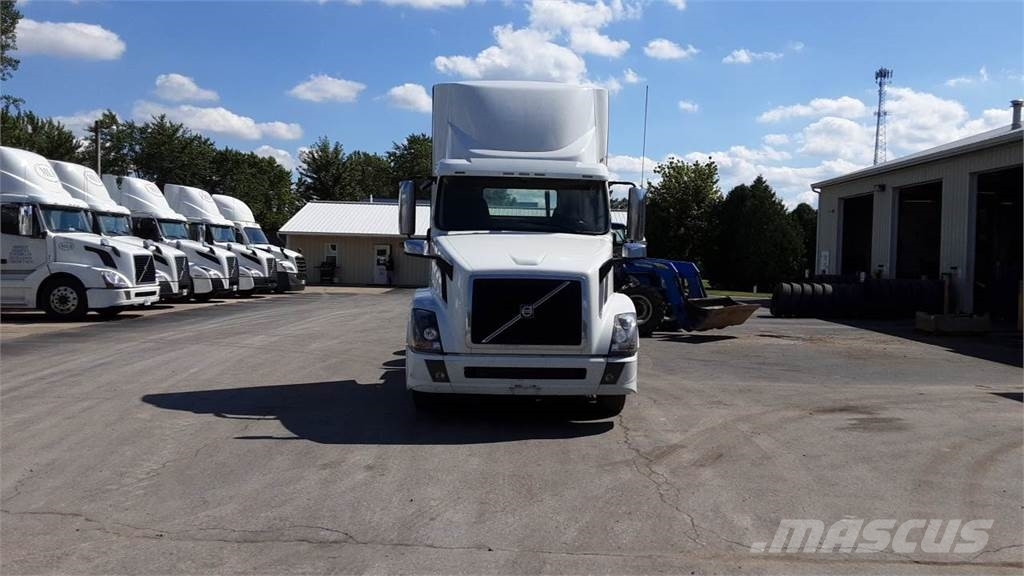 Volvo VNL300 Ciągniki siodłowe