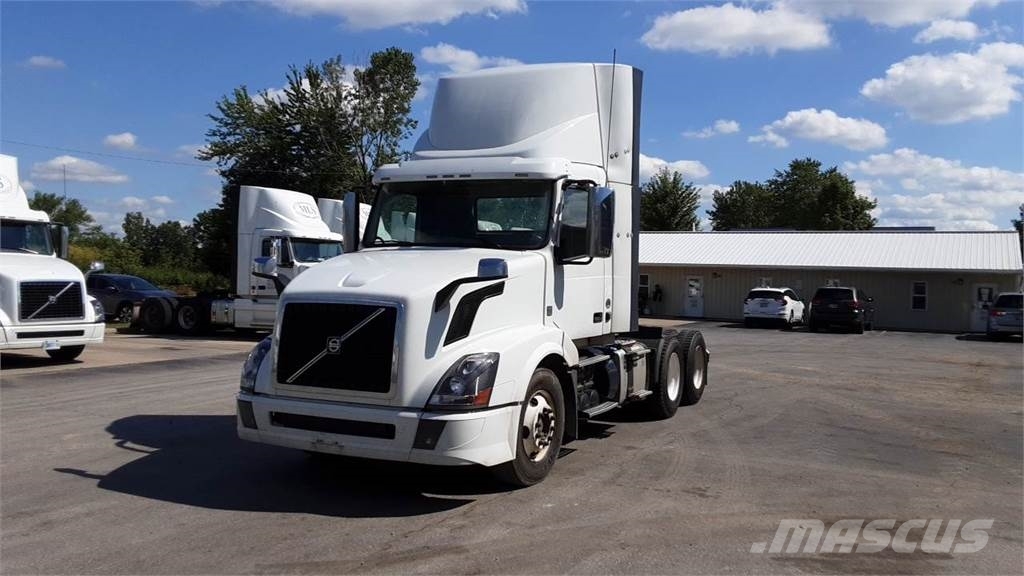 Volvo VNL300 Ciągniki siodłowe
