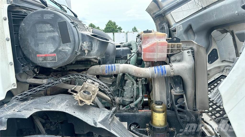 Volvo VNL300 Ciągniki siodłowe
