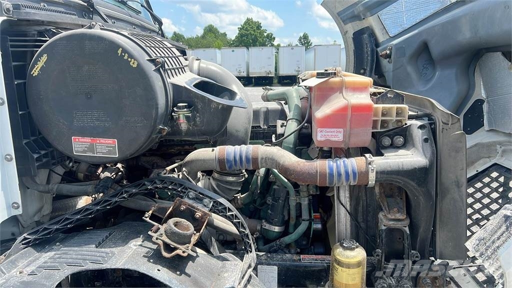 Volvo VNL300 Ciągniki siodłowe