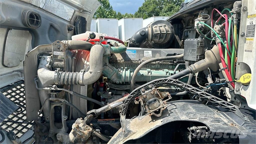 Volvo VNL300 Ciągniki siodłowe