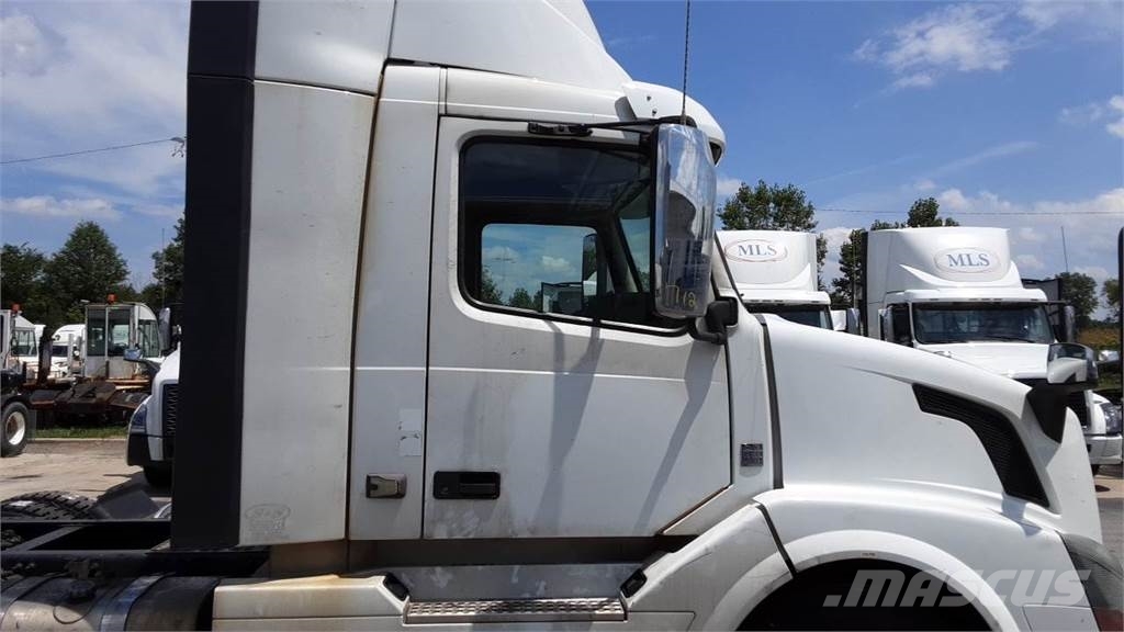 Volvo VNL300 Ciągniki siodłowe