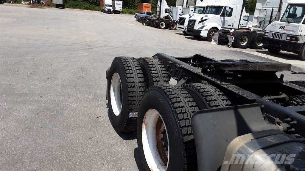 Volvo VNL300 Ciągniki siodłowe