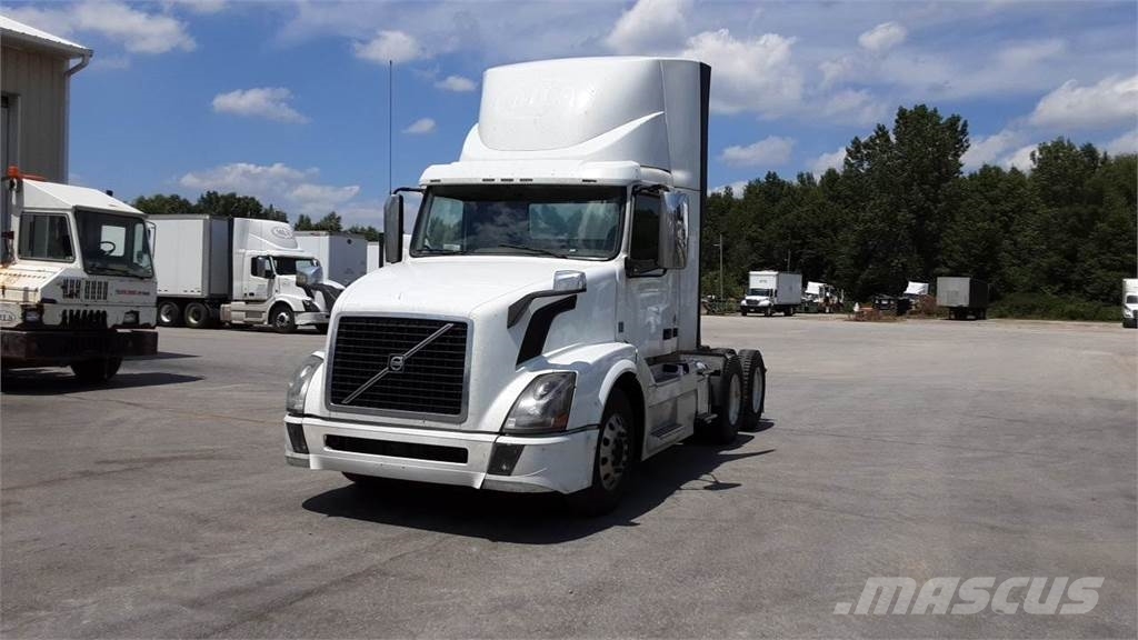 Volvo VNL300 Ciągniki siodłowe