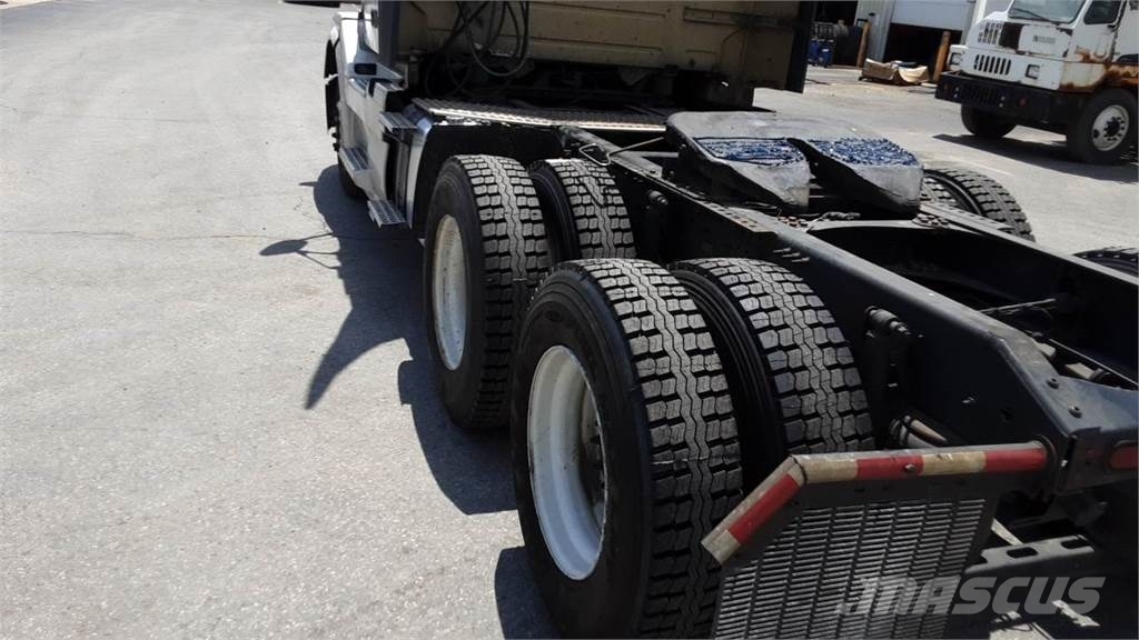 Volvo VNL300 Ciągniki siodłowe