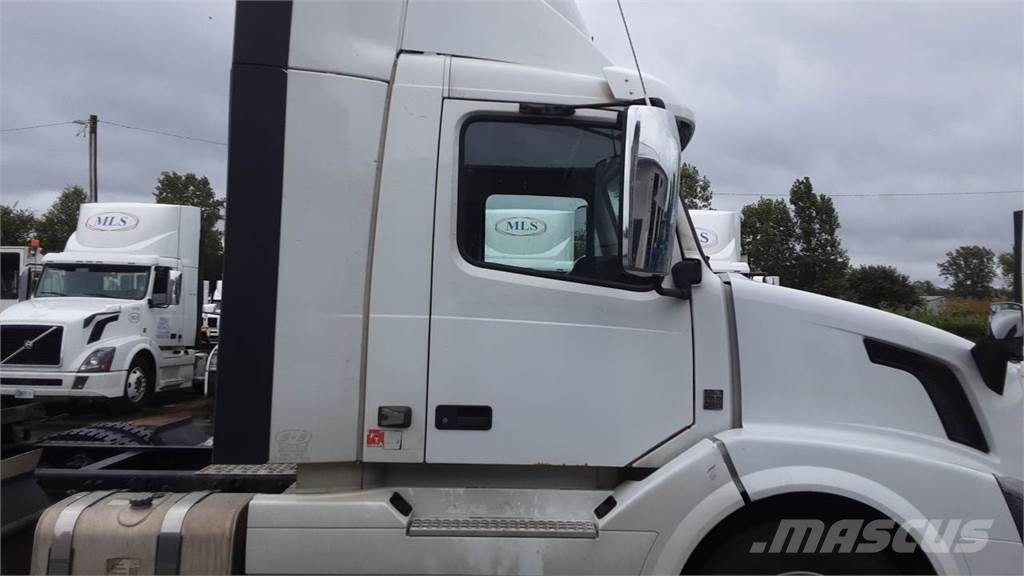 Volvo VNL300 Ciągniki siodłowe