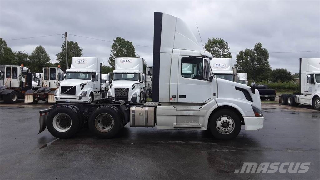 Volvo VNL300 Ciągniki siodłowe