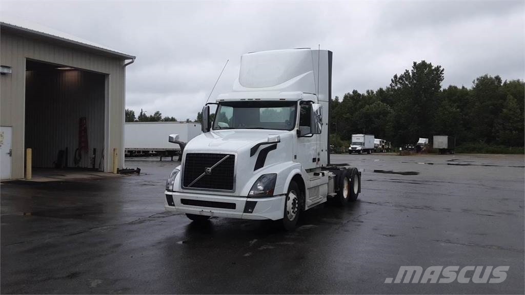 Volvo VNL300 Ciągniki siodłowe