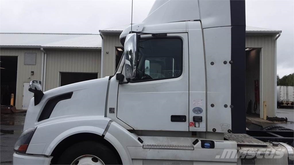 Volvo VNL300 Ciągniki siodłowe