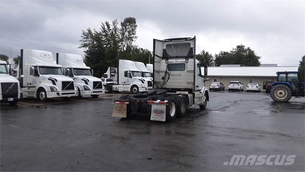 Volvo VNL300 Ciągniki siodłowe