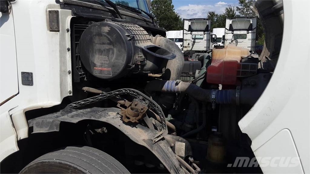 Volvo VNL300 Vilcēji