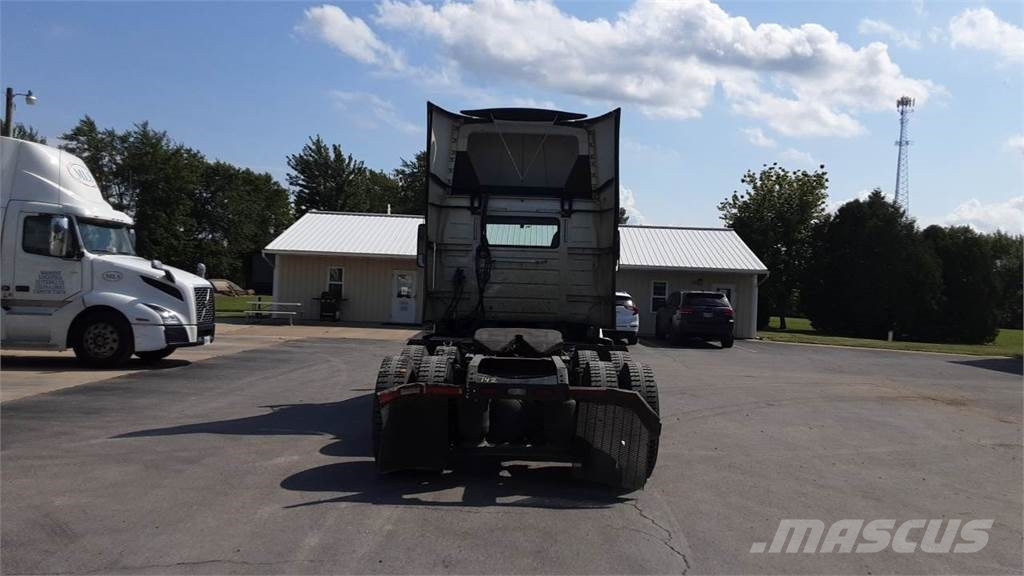 Volvo VNL300 Vilcēji