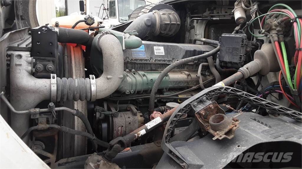 Volvo VNL300 Vilcēji