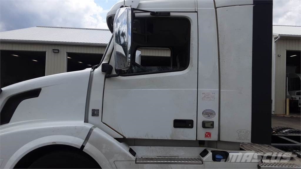 Volvo VNL300 Vilcēji