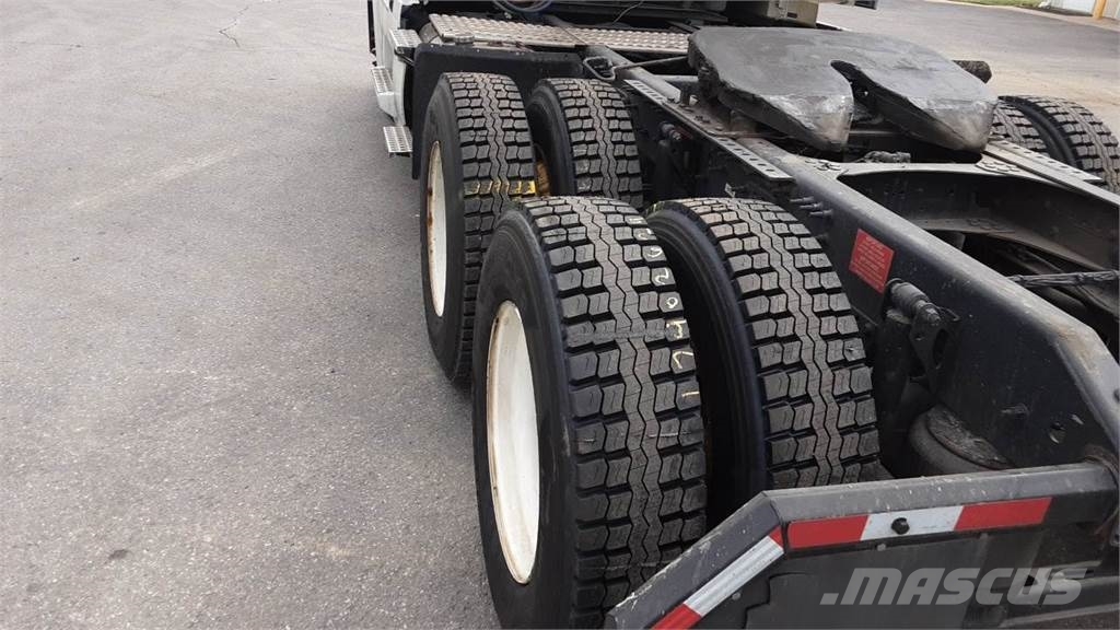 Volvo VNL300 Vilcēji