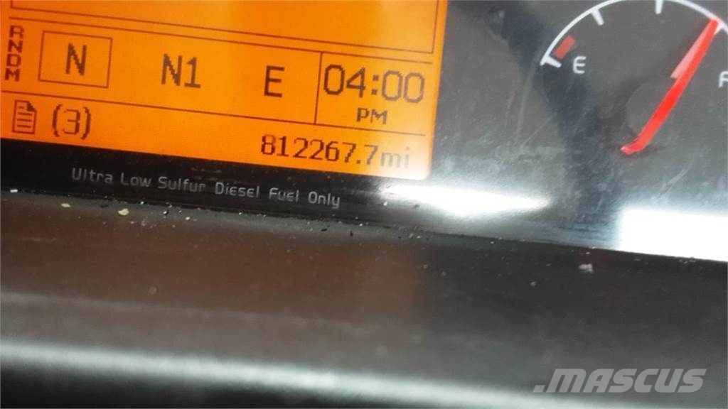 Volvo VNL300 وحدات الجر