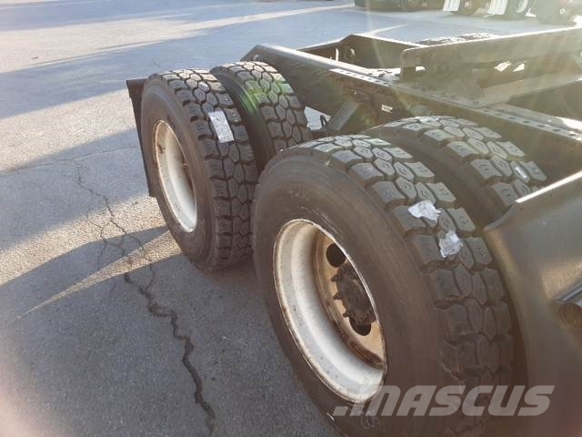 Volvo VNL300 Седельные тягачи