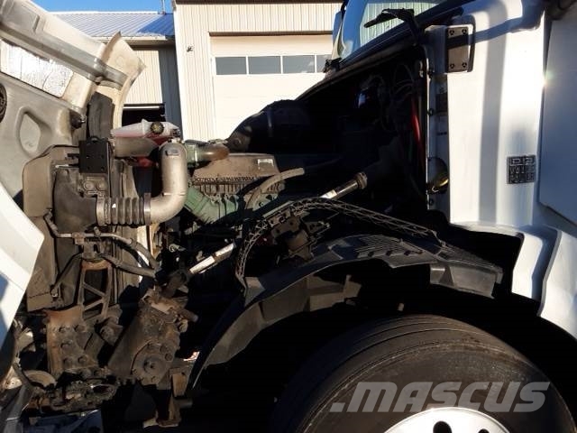 Volvo VNL300 Седельные тягачи