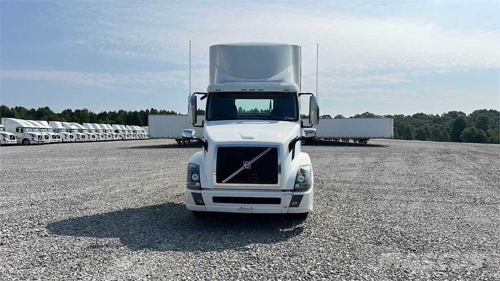 Volvo VNL300 Ciągniki siodłowe