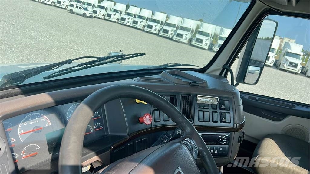 Volvo VNL300 Ciągniki siodłowe