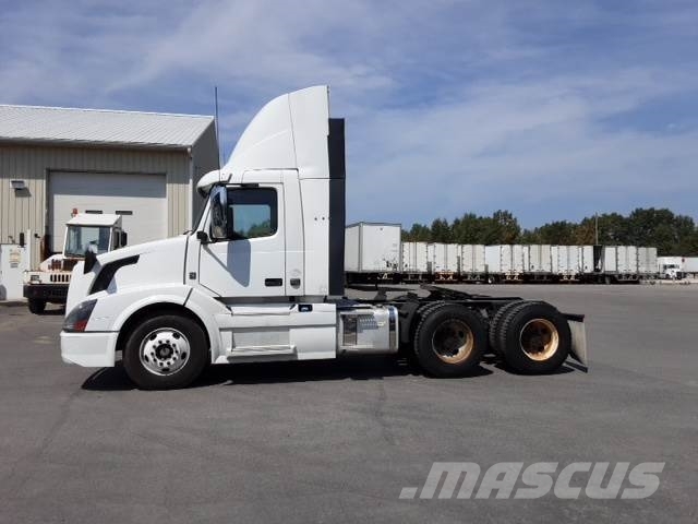 Volvo VNL300 Vilcēji