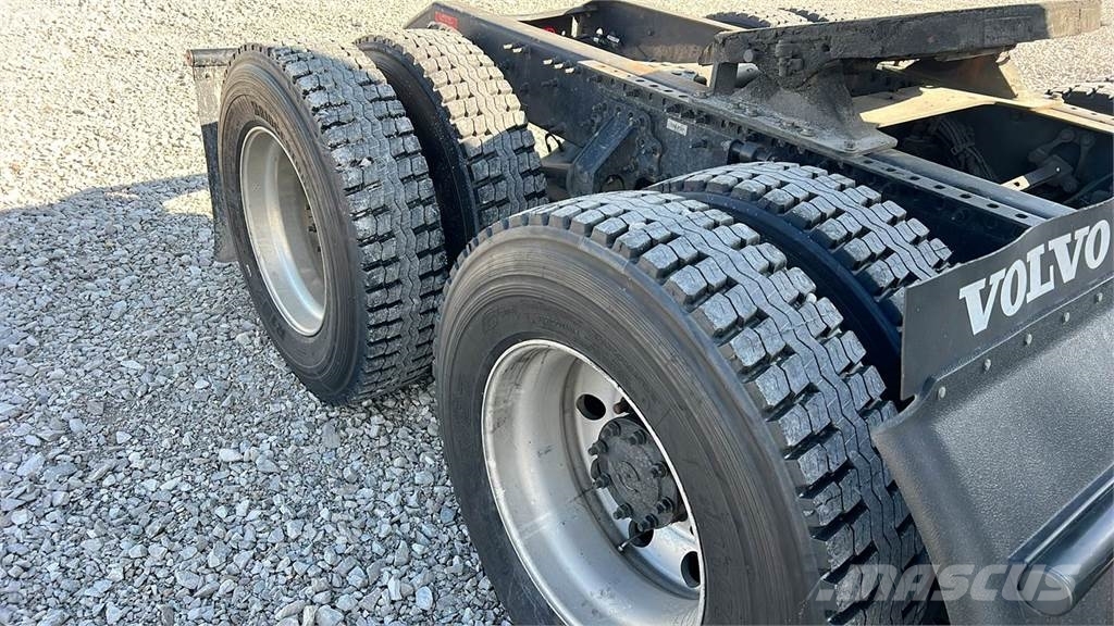 Volvo VNL300 وحدات الجر