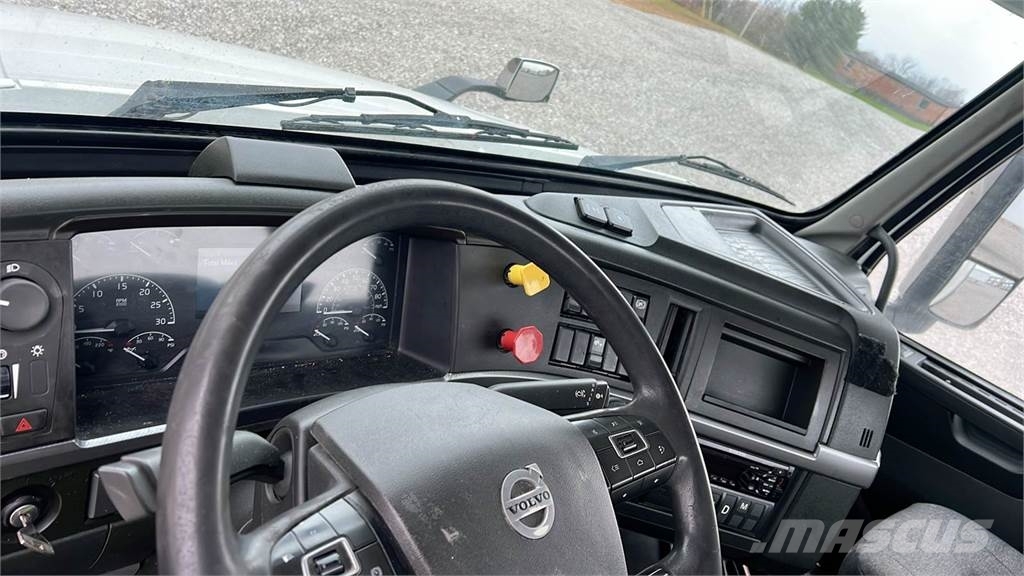 Volvo VNL300 Седельные тягачи