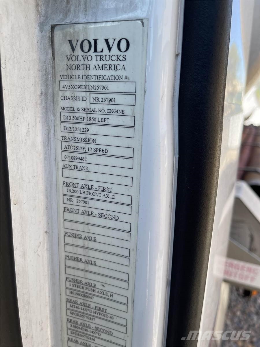 Volvo VNL64300 Camiones cisternas
