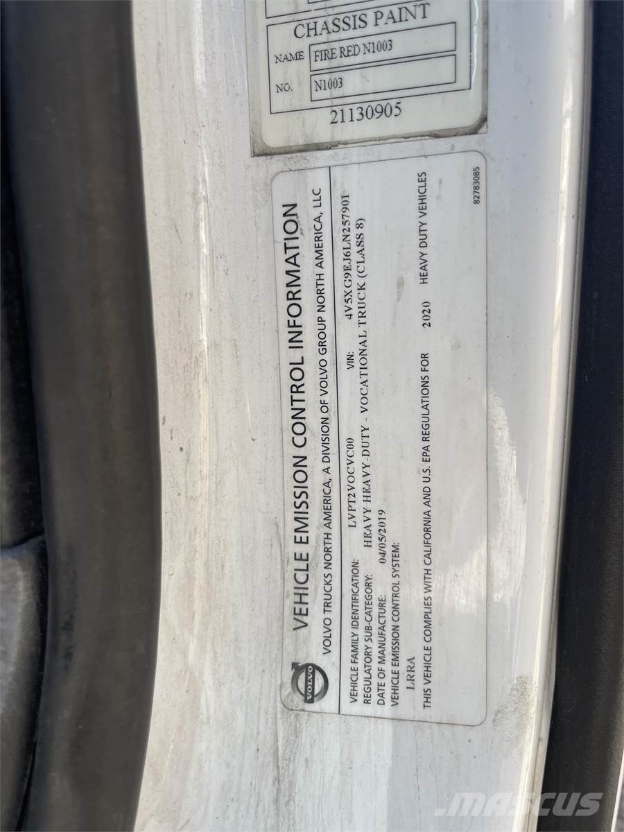 Volvo VNL64300 Camiones cisternas