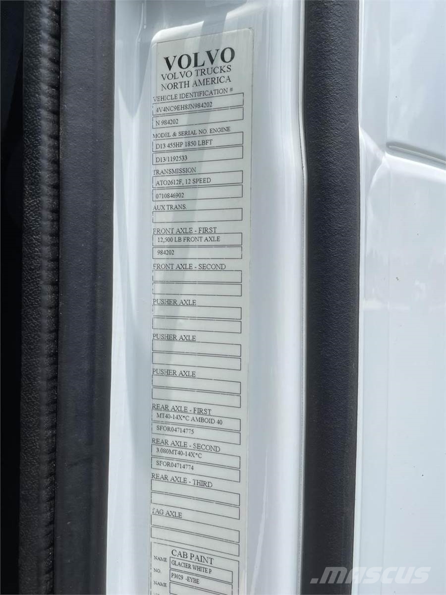 Volvo VNL64T780 Tegljači