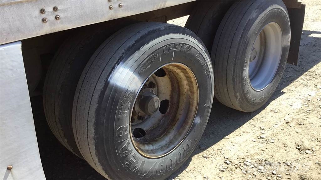 Wabash DVHDHPC Box Trailers