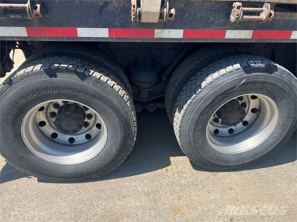 Western Star Other 吊鉤式起重車