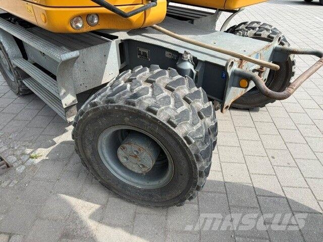 Liebherr A 918 Compact Excavadoras de ruedas