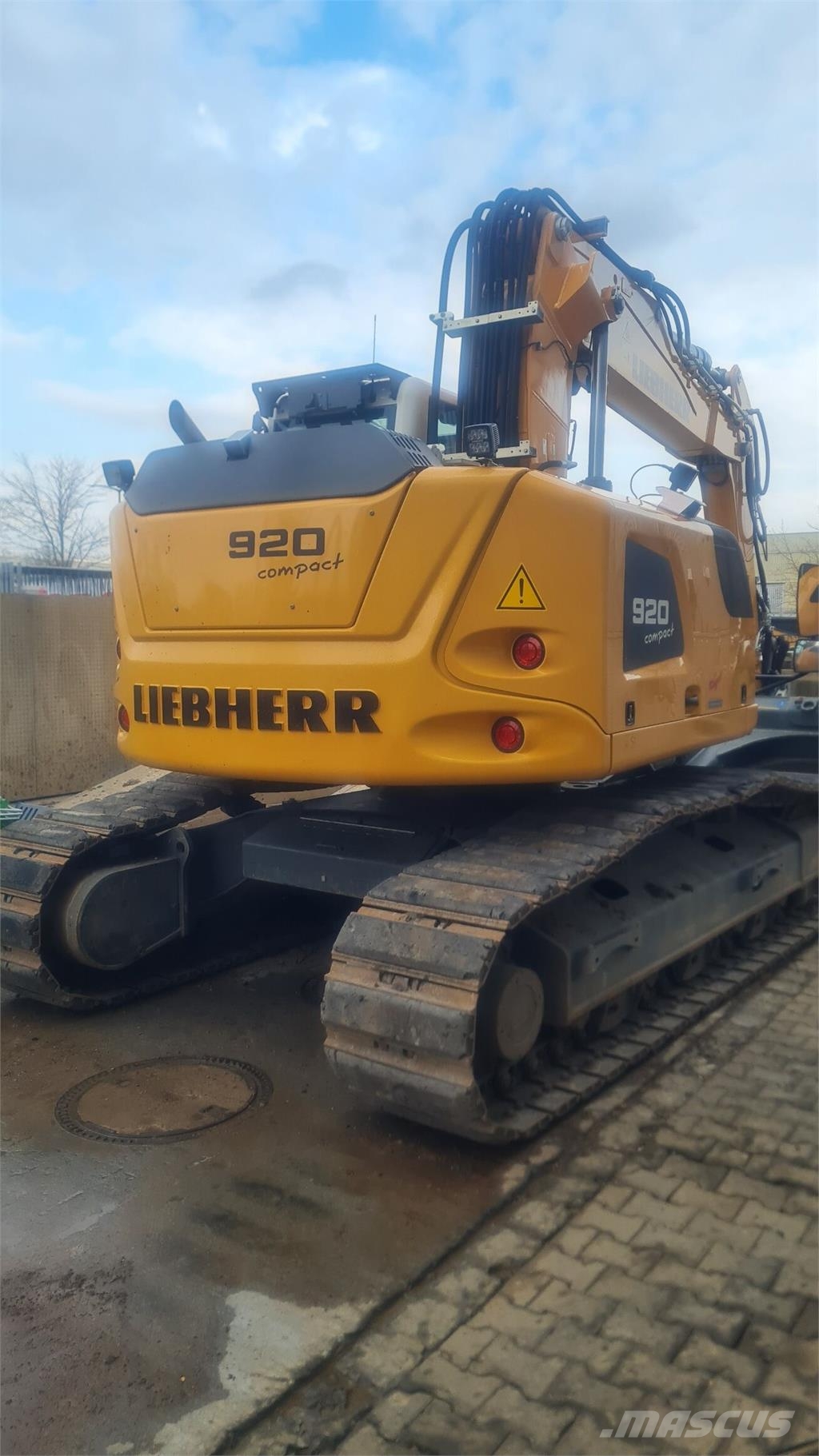 Liebherr R 920 Compact G6.1-D Litronic Bagri goseničarji