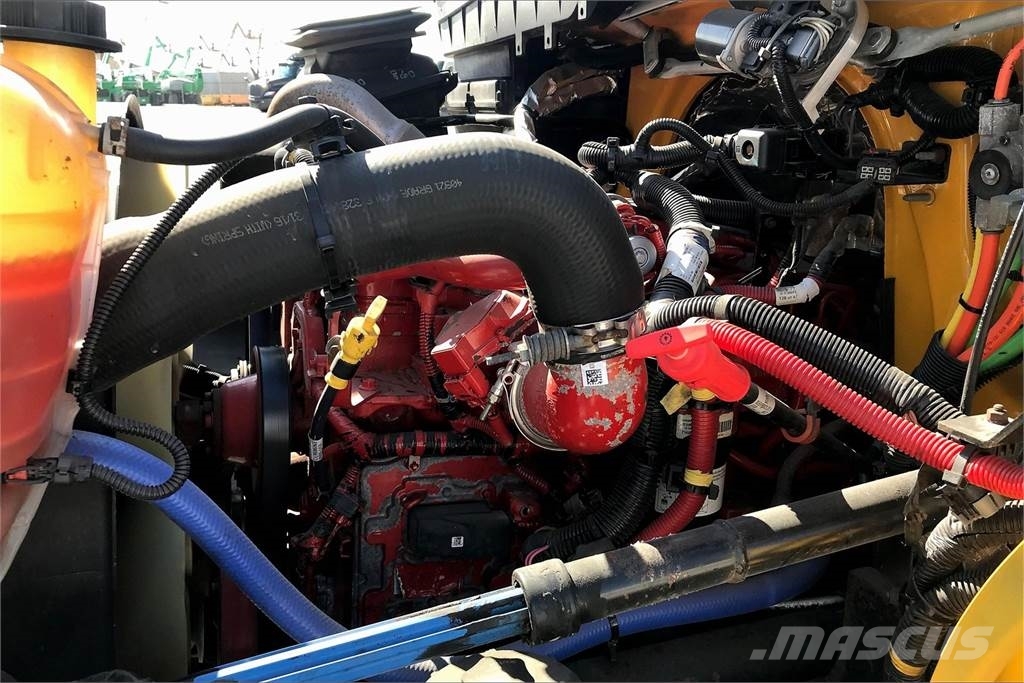 International 4300 SBA 4X2 Skříňová nástavba