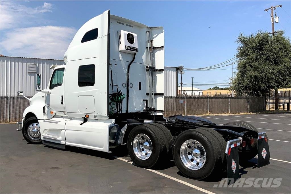 International LT625 6x4 Prime Movers