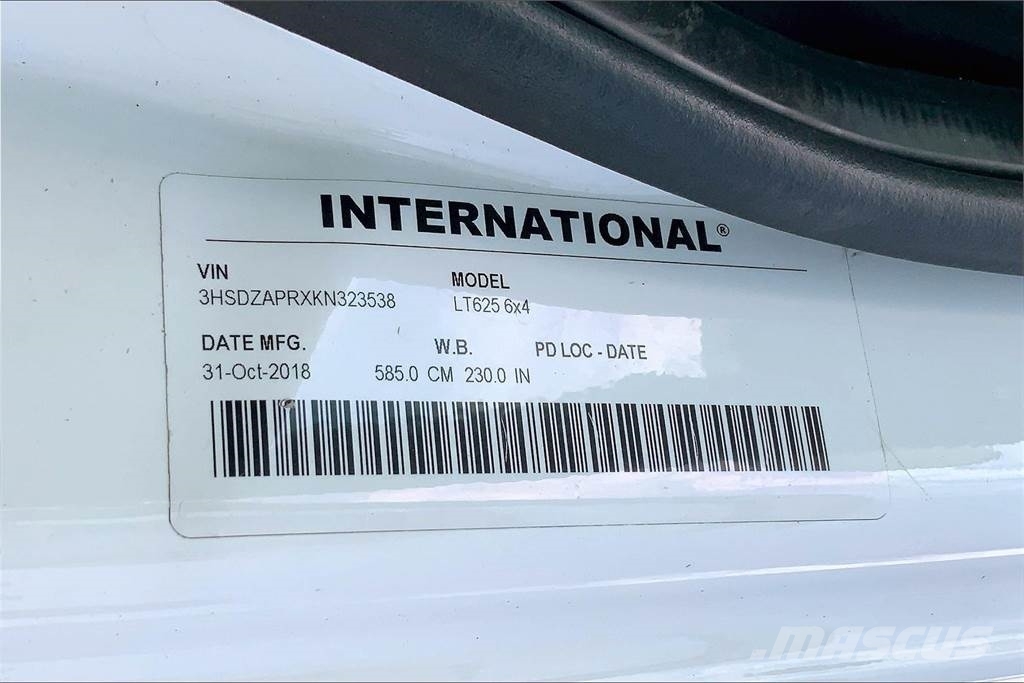 International LT625 6x4 Prime Movers